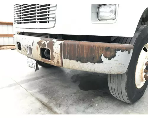 Freightliner FL70 Bumper Assembly, Front