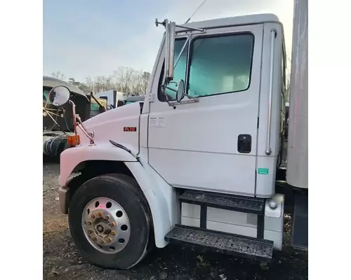 Freightliner FL70 Cab