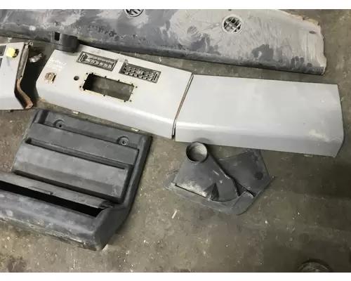 Freightliner FL70 Dash Assembly