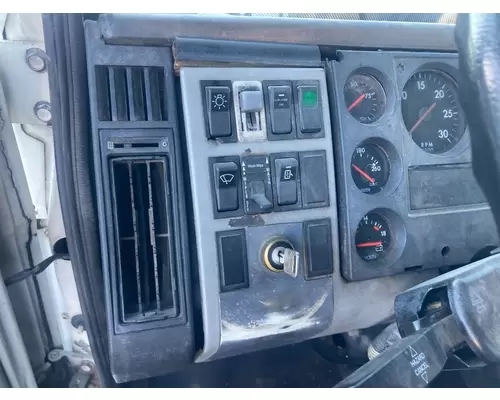 Freightliner FL70 Dash Assembly