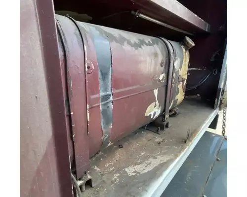 Freightliner FL70 Fuel Tank