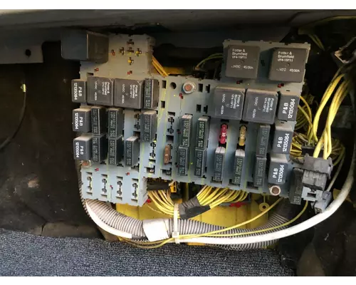 Freightliner FL70 Fuse Box