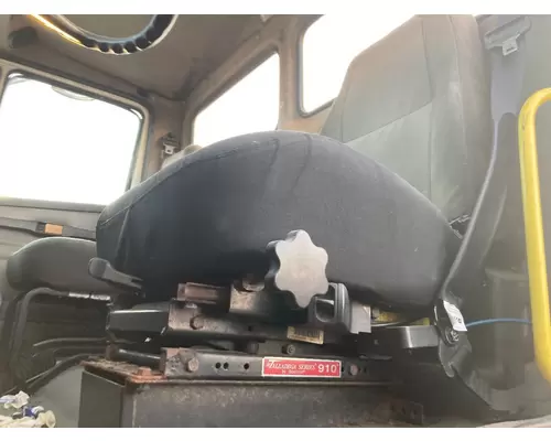 Freightliner FL70 Seat (non-Suspension)