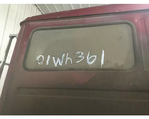 Freightliner FL80 Back Glass