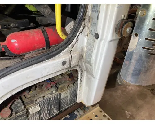 Freightliner FL80 Cab Assembly