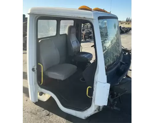 Freightliner FL80 Cab