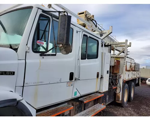 Freightliner FL80 Cab