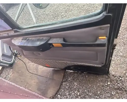 Freightliner FL80 Door Assembly, Front