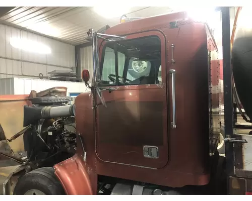 Freightliner FLC112 Cab Assembly