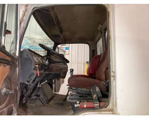 Freightliner FLC112 Cab Assembly