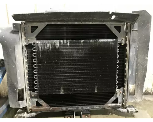 Freightliner FLC112 Cooling Assembly. (Rad., Cond., ATAAC)
