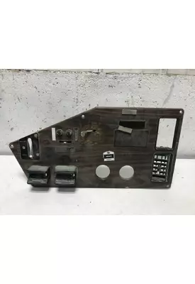 Freightliner FLC112 Dash Assembly