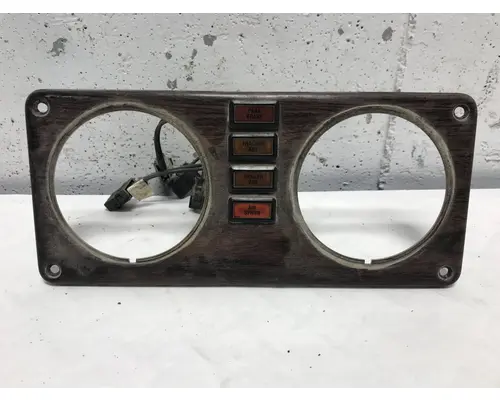 Freightliner FLC112 Dash Assembly