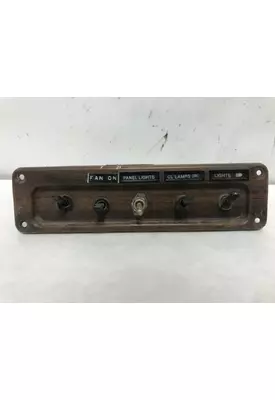 Freightliner FLC112 Dash Assembly