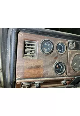 Freightliner FLC112 Dash Assembly