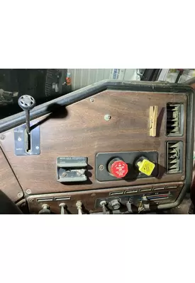 Freightliner FLC112 Dash Assembly