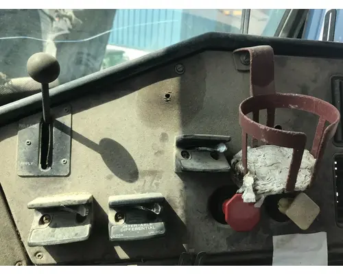 Freightliner FLC112 Dash Assembly
