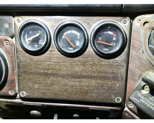 Freightliner FLC112 Dash Panel