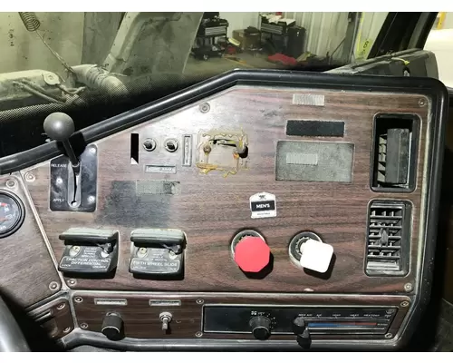 Freightliner FLC112 Dash Panel