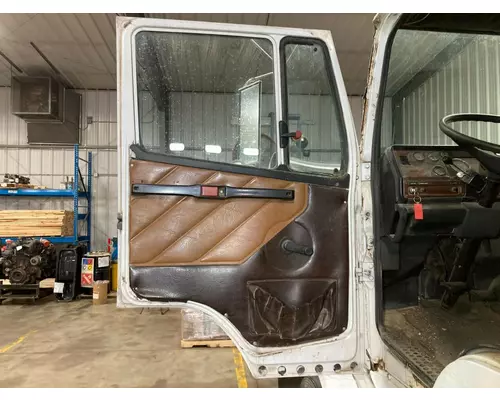 Freightliner FLC112 Door Assembly, Front