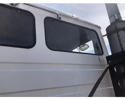 Freightliner FLC112 Exhaust Bracket