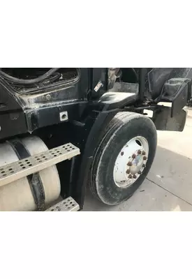 Freightliner FLC112 Fender