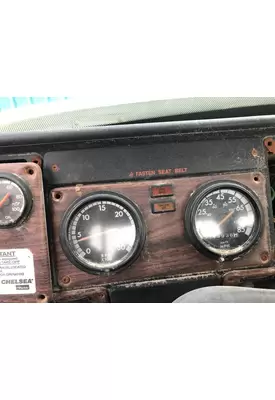 Freightliner FLC112 Instrument Cluster