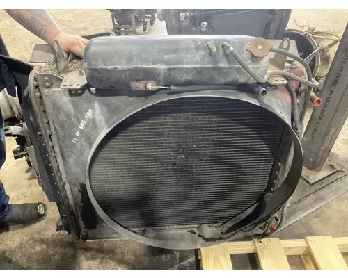 Freightliner FLC112 Radiator