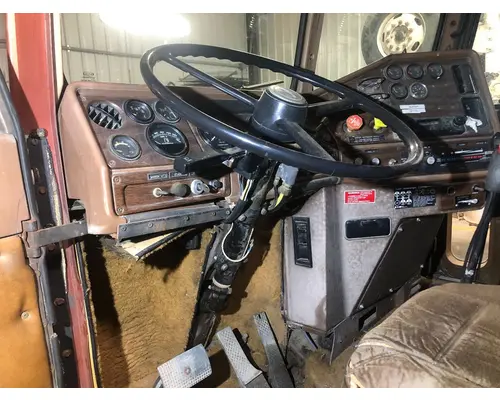 Freightliner FLC112 Steering Column