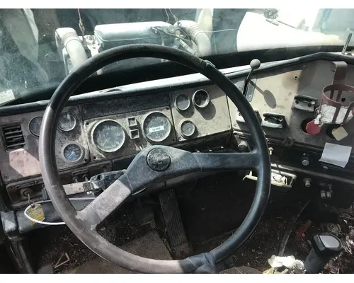 Freightliner FLC112 Steering Column