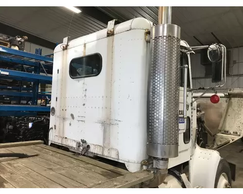 Freightliner FLC120 Cab Assembly