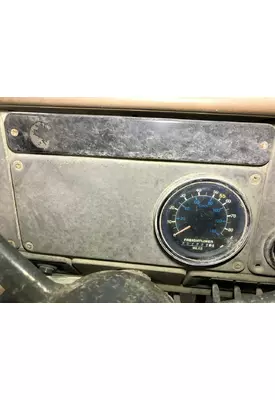 Freightliner FLC120 Instrument Cluster