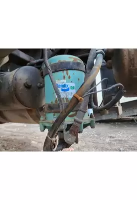 Freightliner FLC Air Drier