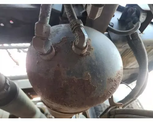 Freightliner FLC Air Tank