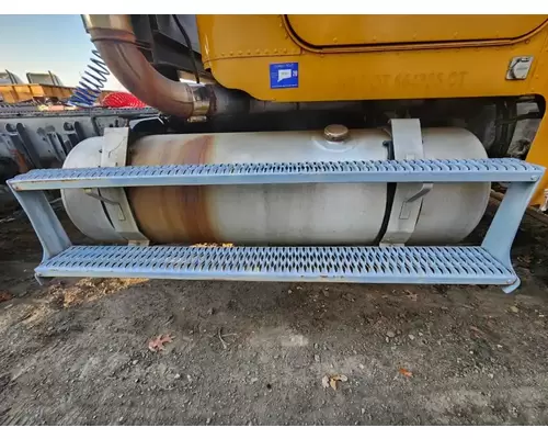 Freightliner FLC Fuel Tank