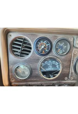 Freightliner FLC Instrument Cluster