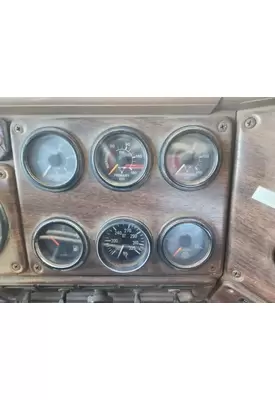 Freightliner FLC Instrument Cluster