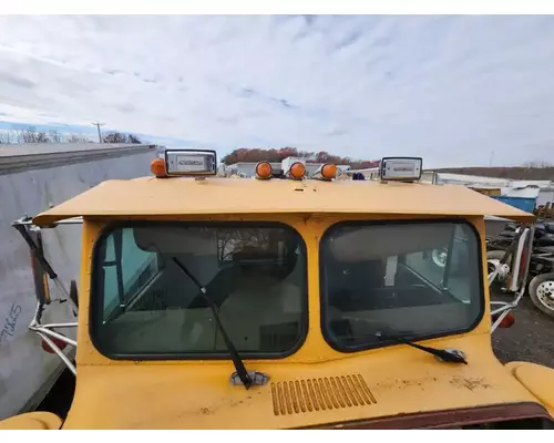Freightliner FLC Sun Visor (External)