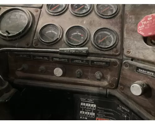 Freightliner FLD112SD Dash Assembly