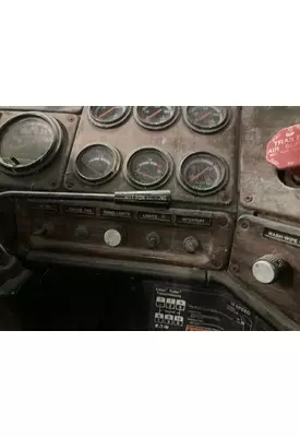 Freightliner FLD112SD Dash Assembly