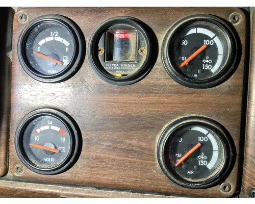 Freightliner FLD112SD Dash Assembly