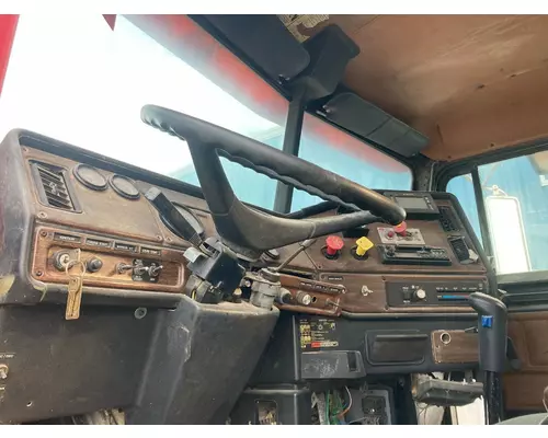 Freightliner FLD112SD Dash Assembly