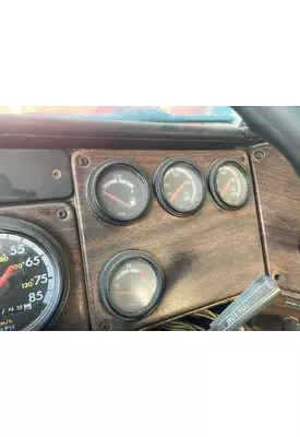 Freightliner FLD112SD Dash Assembly