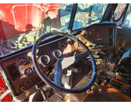 Freightliner FLD112SD Dash Assembly