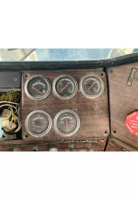 Freightliner FLD112SD Dash Panel