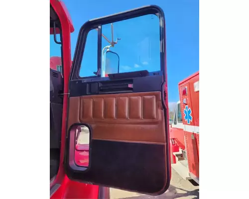 Freightliner FLD112SD Door Assembly, Front