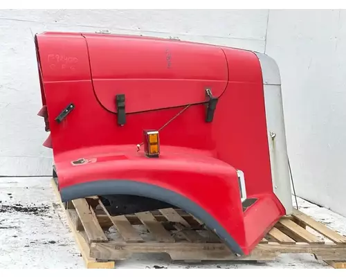 Freightliner FLD112SD Hood