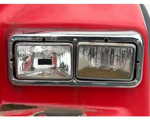 Freightliner FLD112SD Hood