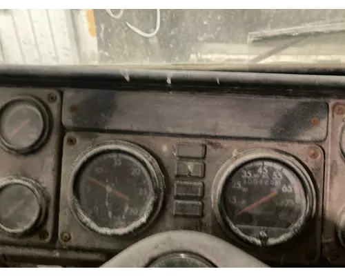 Freightliner FLD112SD Instrument Cluster