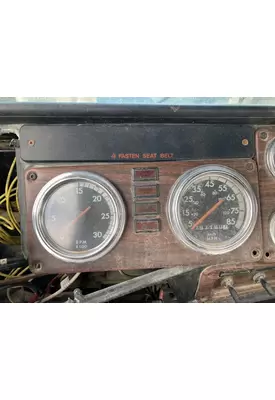 Freightliner FLD112SD Instrument Cluster